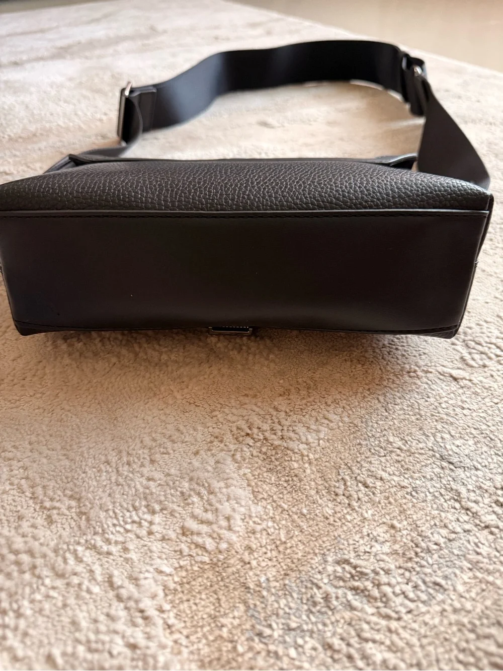 NWT Michael Kors MK Latch Crossbody - $258 Retail